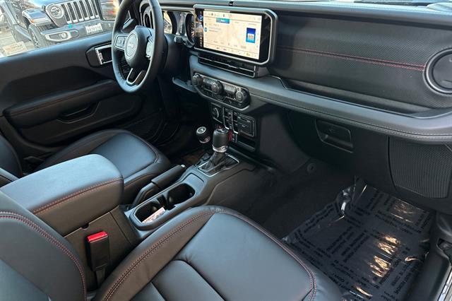 new 2025 Jeep Wrangler car, priced at $70,045