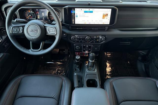 new 2025 Jeep Wrangler car, priced at $70,045