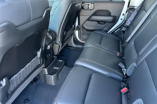 new 2025 Jeep Wrangler car, priced at $57,220