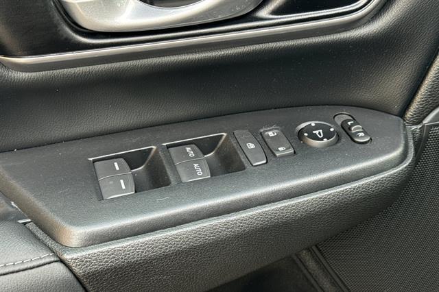 used 2022 Honda CR-V car, priced at $27,341