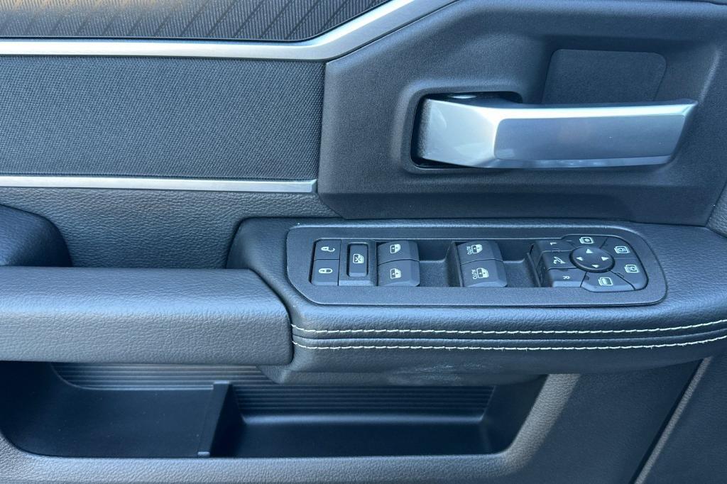 new 2025 Ram 2500 car, priced at $76,075