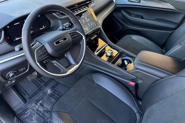 new 2025 Jeep Grand Cherokee L car, priced at $47,212