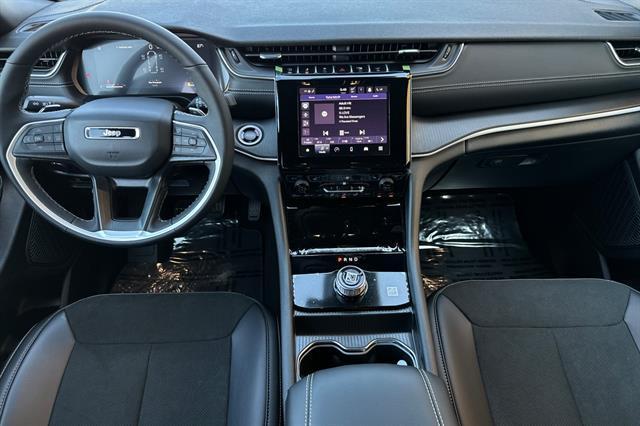 new 2025 Jeep Grand Cherokee L car, priced at $47,212