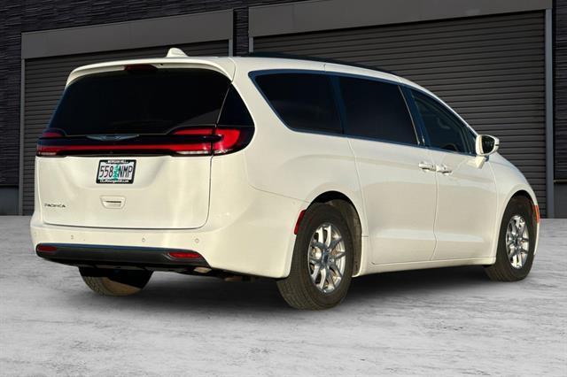 used 2022 Chrysler Pacifica car, priced at $20,791