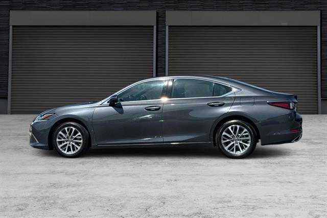 used 2022 Lexus ES 350 car, priced at $33,390