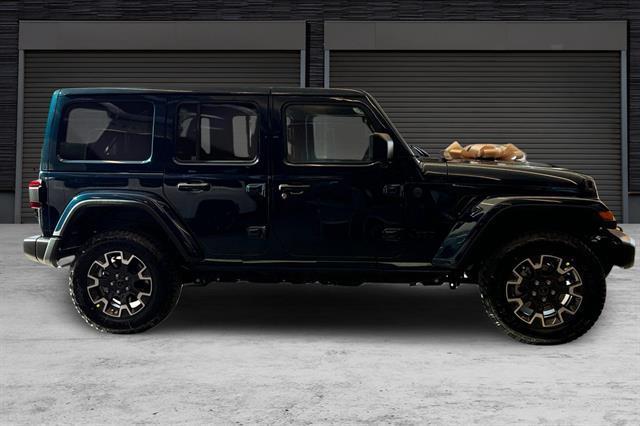 new 2025 Jeep Wrangler car