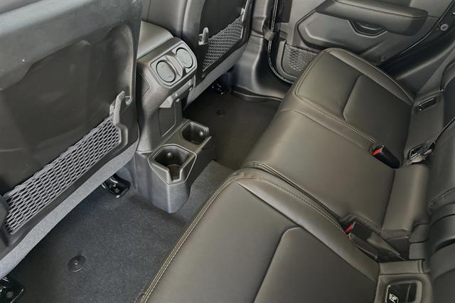 new 2024 Jeep Gladiator car, priced at $47,892