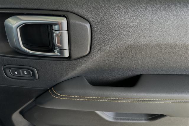new 2024 Jeep Gladiator car, priced at $47,892