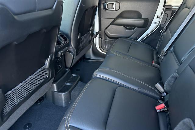 new 2025 Jeep Wrangler car, priced at $57,220