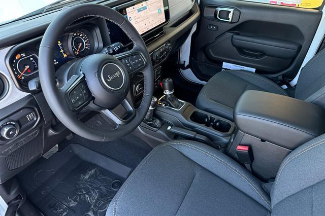 new 2025 Jeep Wrangler car, priced at $40,125