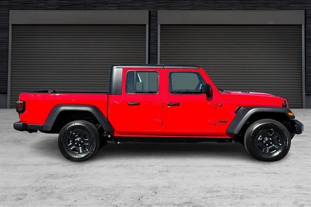 new 2024 Jeep Gladiator car, priced at $34,991