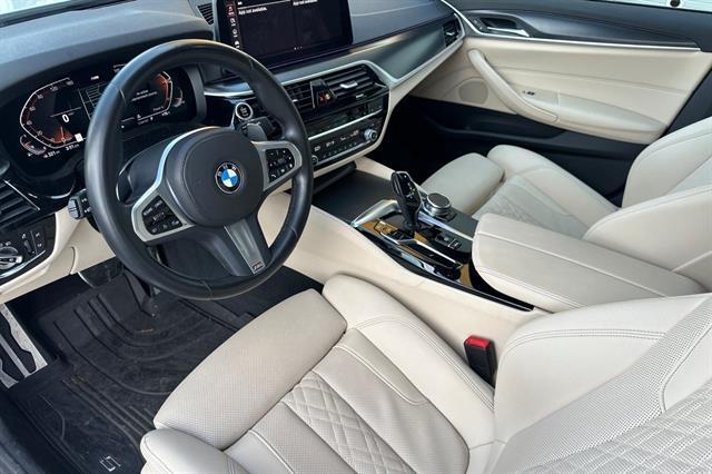 used 2023 BMW 540 car, priced at $40,914