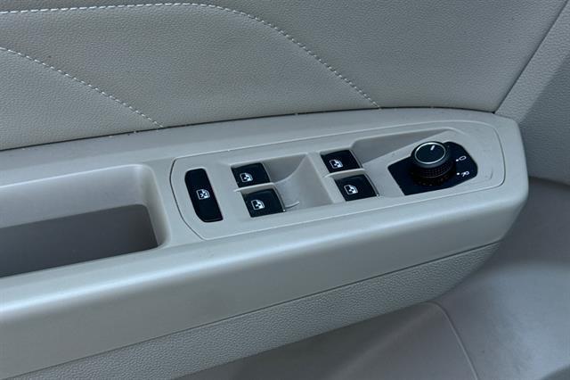 used 2023 Volkswagen Atlas car, priced at $24,491
