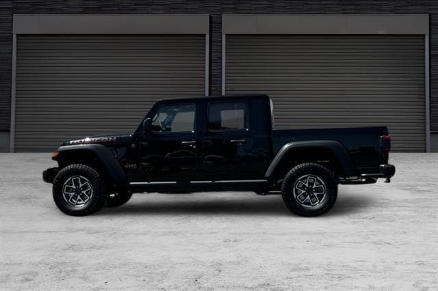 new 2025 Jeep Gladiator car, priced at $55,315