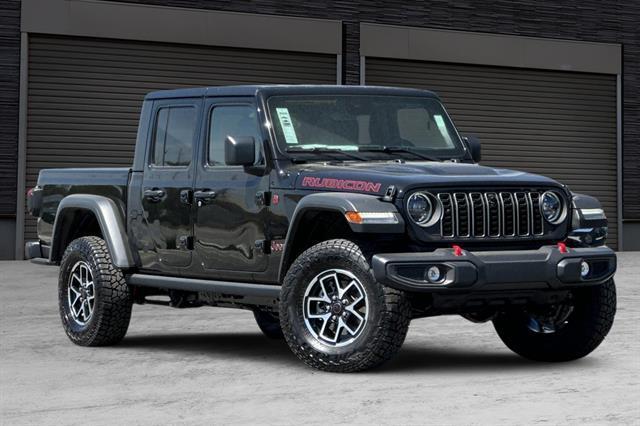 new 2025 Jeep Gladiator car, priced at $55,315