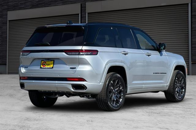 new 2025 Jeep Grand Cherokee car, priced at $65,325
