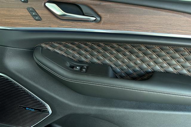 new 2025 Jeep Grand Cherokee car, priced at $65,325
