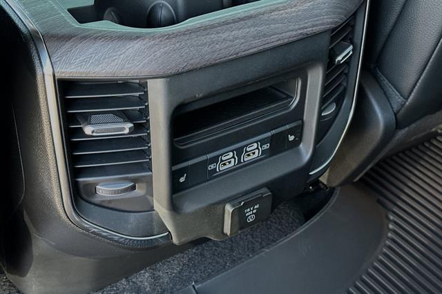 new 2025 Ram 1500 car, priced at $60,461