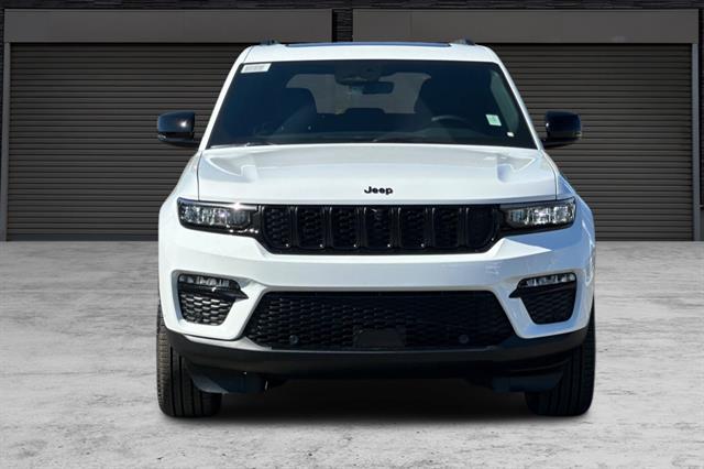 new 2025 Jeep Grand Cherokee car, priced at $53,810