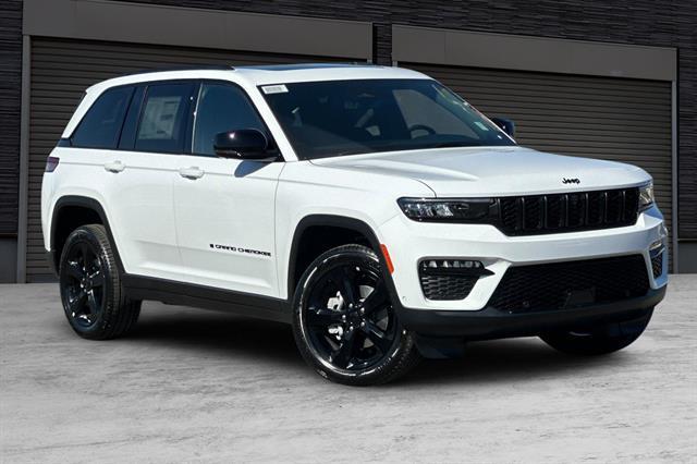 new 2025 Jeep Grand Cherokee car, priced at $53,810