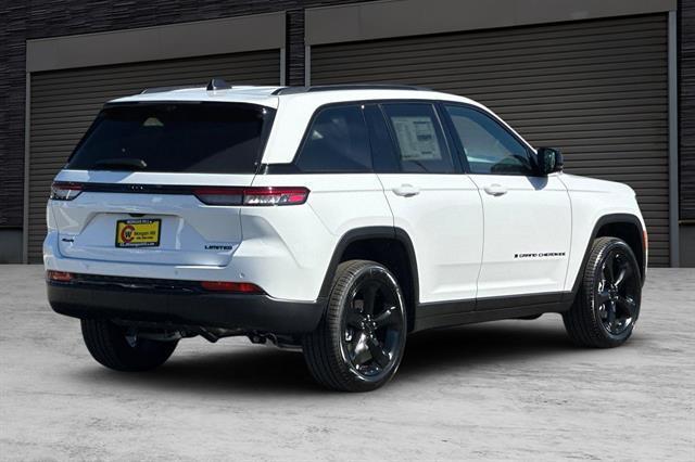 new 2025 Jeep Grand Cherokee car, priced at $53,810