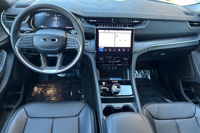 new 2025 Jeep Grand Cherokee car, priced at $53,810