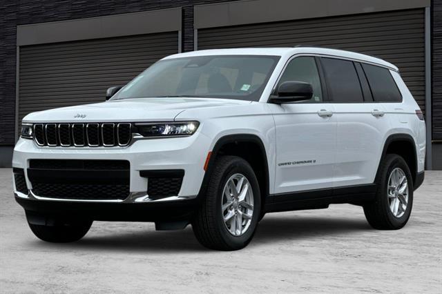 new 2024 Jeep Grand Cherokee L car, priced at $39,825