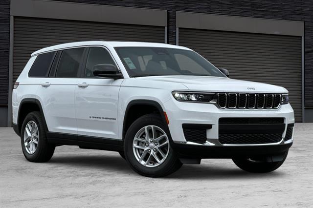 new 2024 Jeep Grand Cherokee L car, priced at $39,825