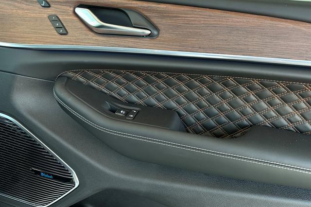 new 2025 Jeep Grand Cherokee L car, priced at $70,700