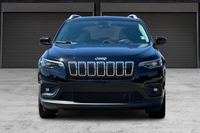 used 2019 Jeep Cherokee car, priced at $12,990