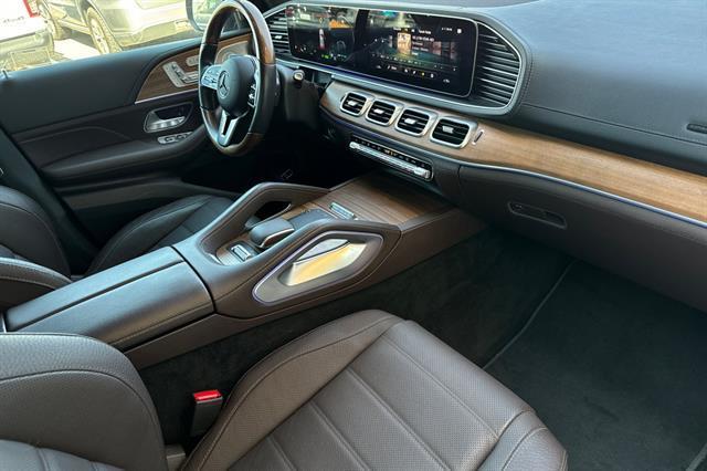 used 2022 Mercedes-Benz GLE 580 car, priced at $60,791