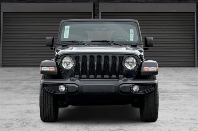 used 2022 Jeep Wrangler Unlimited car, priced at $33,541