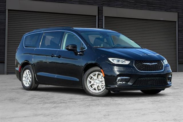 used 2022 Chrysler Pacifica car, priced at $18,991