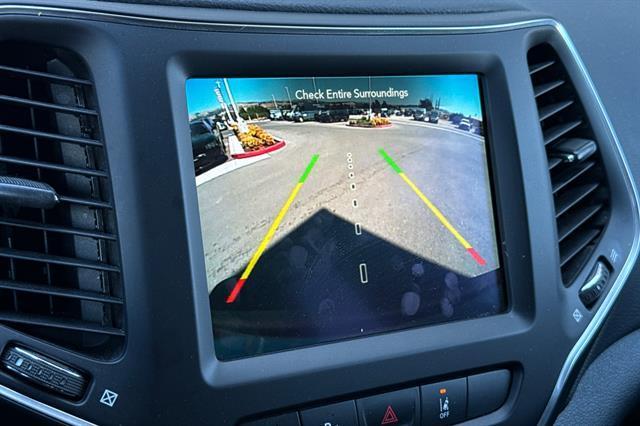 used 2023 Jeep Cherokee car, priced at $23,991