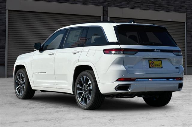 new 2025 Jeep Grand Cherokee car