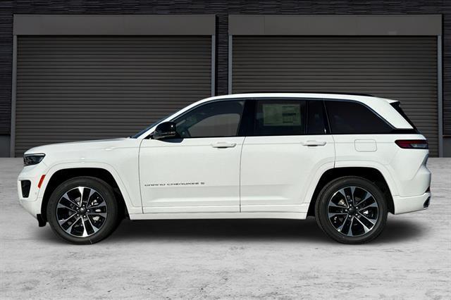 new 2025 Jeep Grand Cherokee car