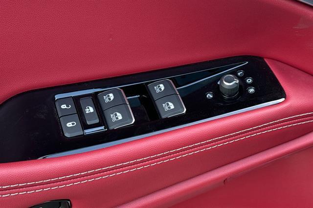 used 2024 Jeep Wagoneer S car, priced at $46,653