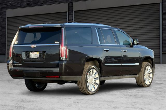 used 2019 Cadillac Escalade ESV car, priced at $34,691