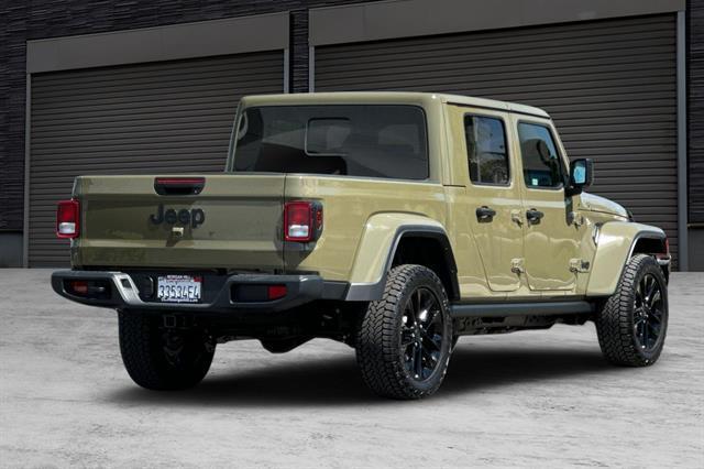 used 2025 Jeep Gladiator car, priced at $38,994