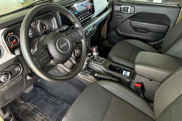 used 2025 Jeep Gladiator car, priced at $38,994