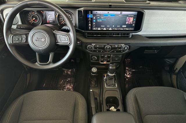 used 2025 Jeep Gladiator car, priced at $38,994