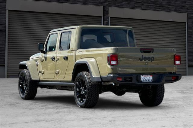 used 2025 Jeep Gladiator car, priced at $38,994