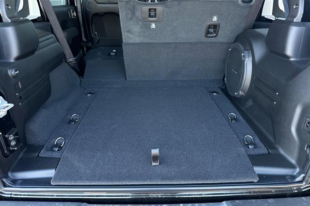 new 2025 Jeep Wrangler car, priced at $70,045