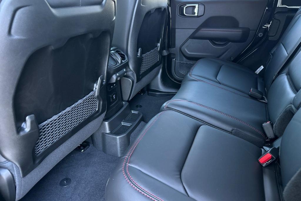 new 2025 Jeep Wrangler car, priced at $72,545