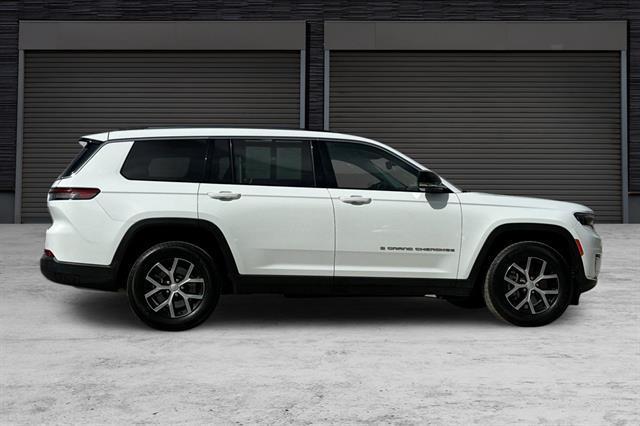 used 2023 Jeep Grand Cherokee L car, priced at $27,691