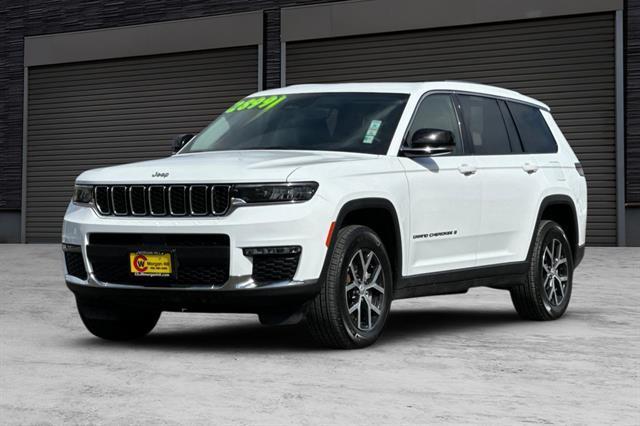 used 2023 Jeep Grand Cherokee L car, priced at $27,691