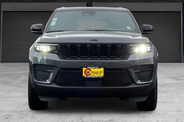 new 2024 Jeep Grand Cherokee car