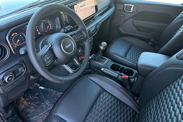 new 2025 Jeep Wrangler car, priced at $55,085