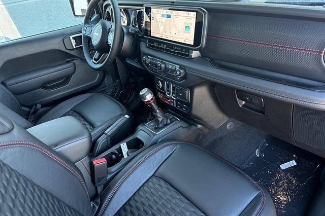 new 2025 Jeep Wrangler car, priced at $55,085