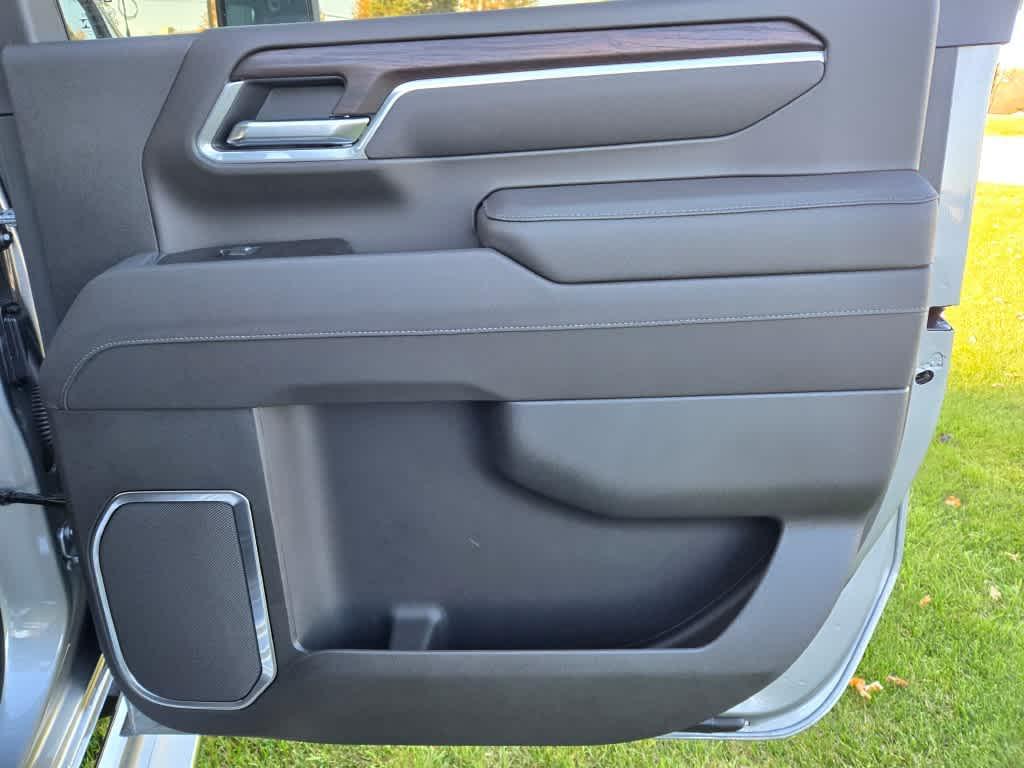 new 2026 GMC Sierra 2500 car, priced at $85,150